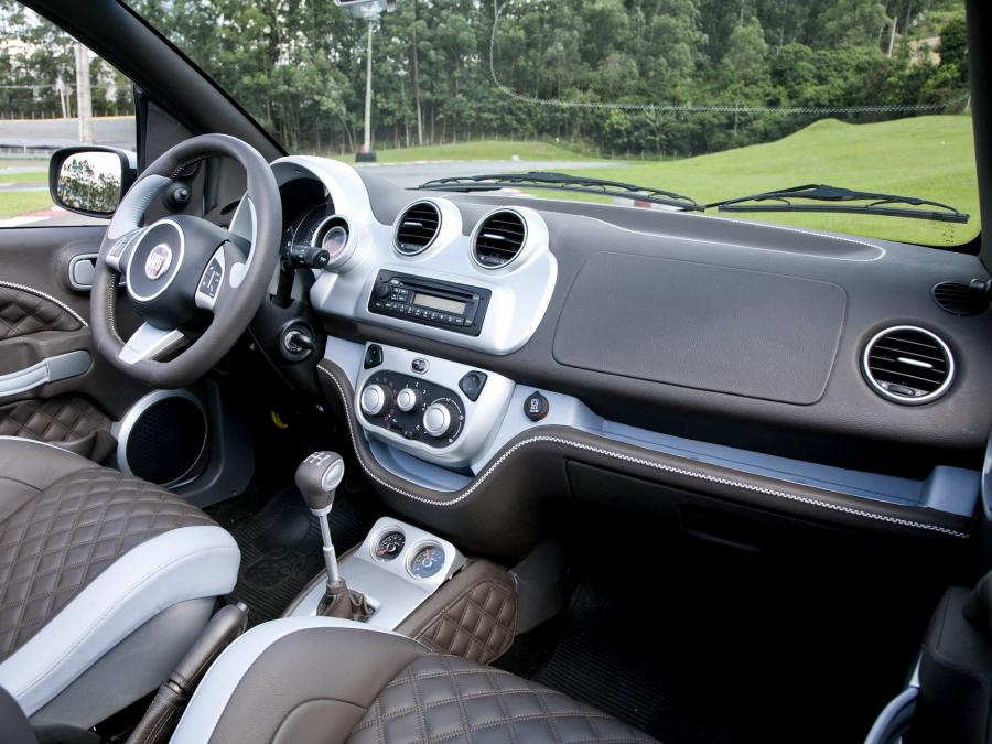  Fiat Uno Cabrio Concept 2010 года  (фото 2 из 24)